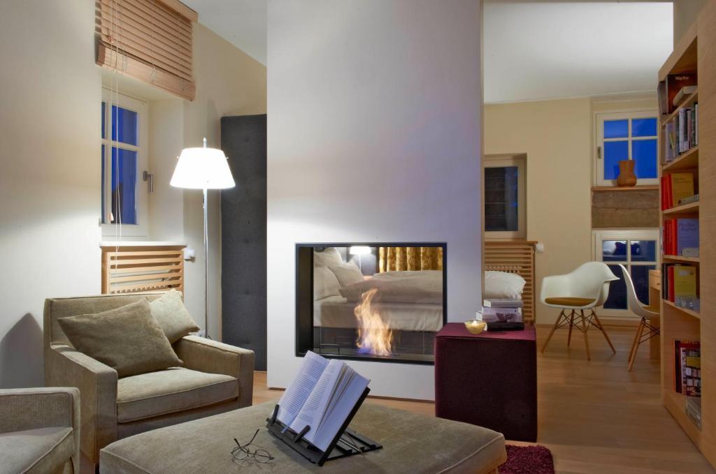 Loesch Fuer Freunde Hotel Hornbach Buitenkant foto